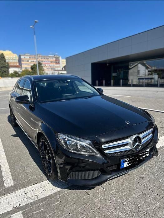 Usado 2017 Mercedes C200 Sedan | € 17.600 (Preço justo) - Imagem 1/4