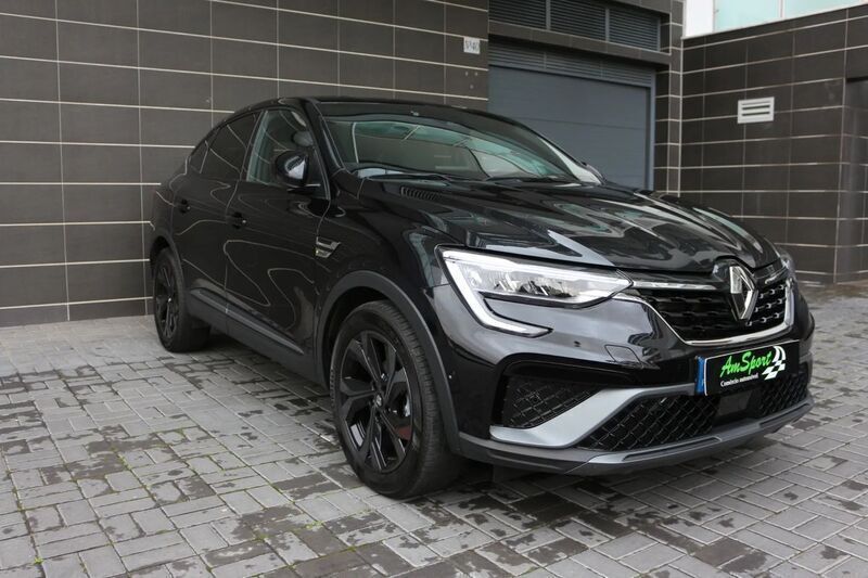 Preto Usado 2023 Renault Arkana R.S. SUV | € 27.450 (Preço justo) - Imagem 1/4