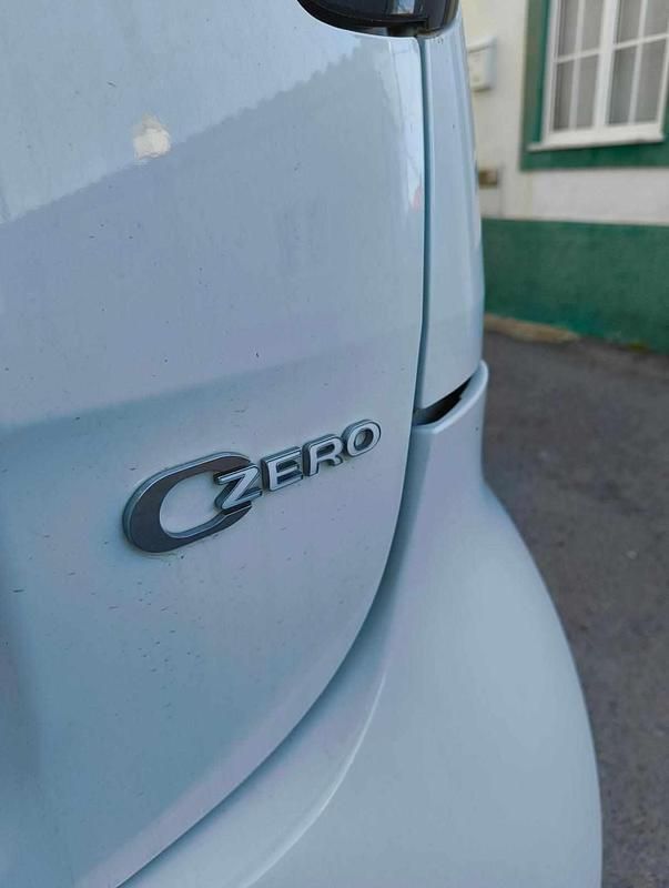 Usado Citroën C-zero 47 kW (64 HP) 2020 Branco Citadino