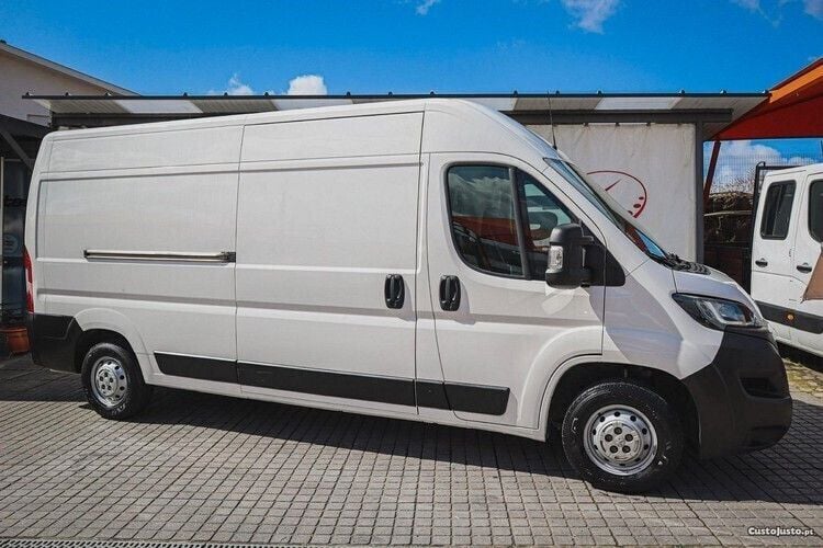 Branco Usado 2019 Peugeot Boxer Van | € 16.980 (Preço justo) - Imagem 1/1