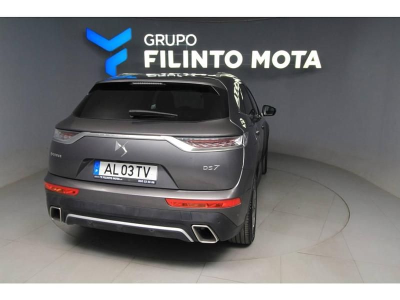 Usado DS Automobiles DS7 Crossback Rivoli 225 HP (165 kW) 2021 Cinzento SUV