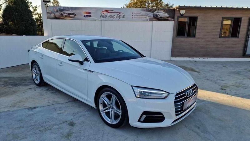 Branco Usado 2018 Audi A5 S-Line Coupé | € 32.990 (Preço elevado) - Imagem 1/4