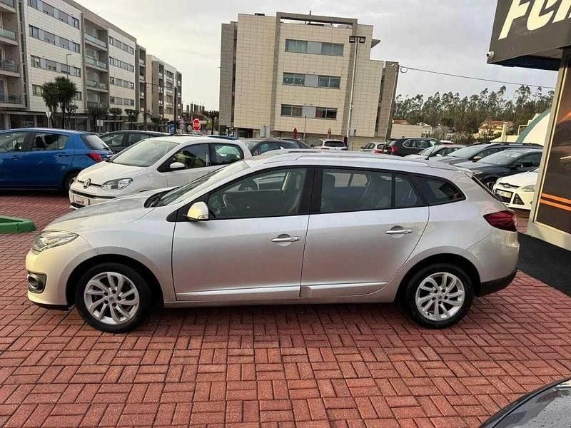 Usado Renault Mégane III 110 HP (80 kW) 2014 Cinzento Carrinha