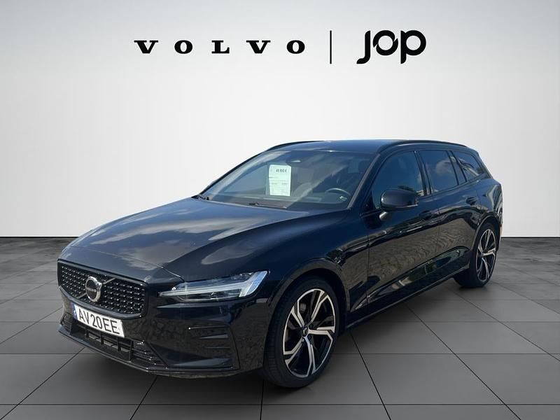 Preto Usado 2022 Volvo V60 Plus Carrinha | € 40.900 (Preço justo) - Imagem 1/4