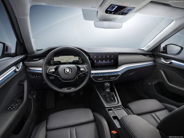 Usado Skoda Octavia 204 HP (150 kW) 2021 Cinzento Carrinha