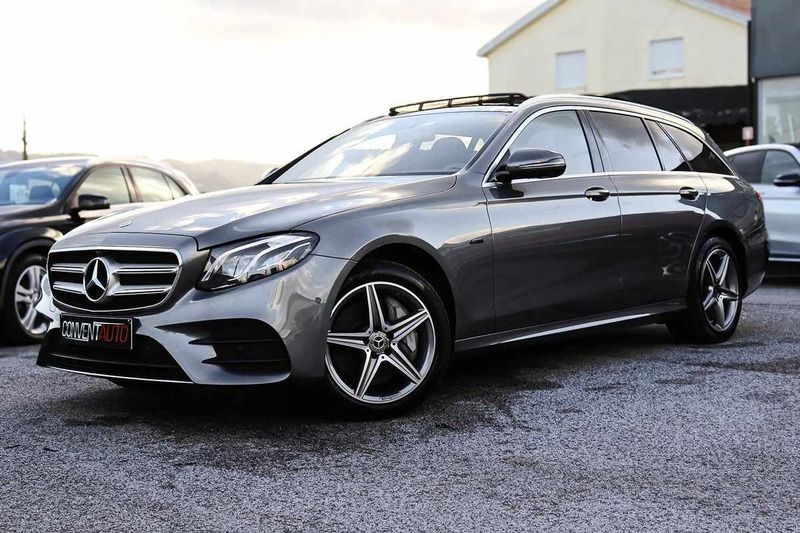 Usado Mercedes E300 AMG line 306 HP (225 kW) 2020 Cinzento Carrinha