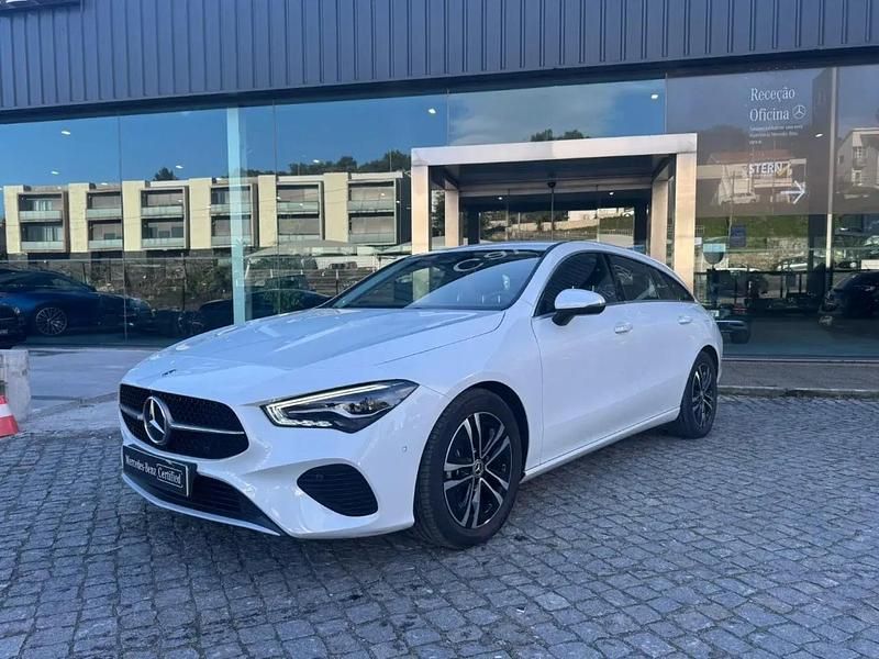 Usado Mercedes CLA180 Shooting Brake Advanced 116 HP (85 kW) 2024 Branco digital Carrinha