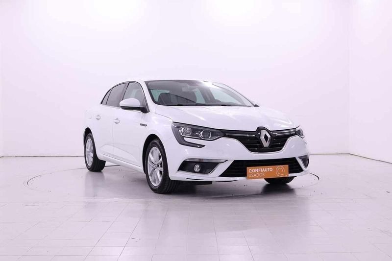 Branco nacarado Usado 2018 Renault Mégane Coupé LIMITED Coupé | € 16.500 - Imagem 1/4