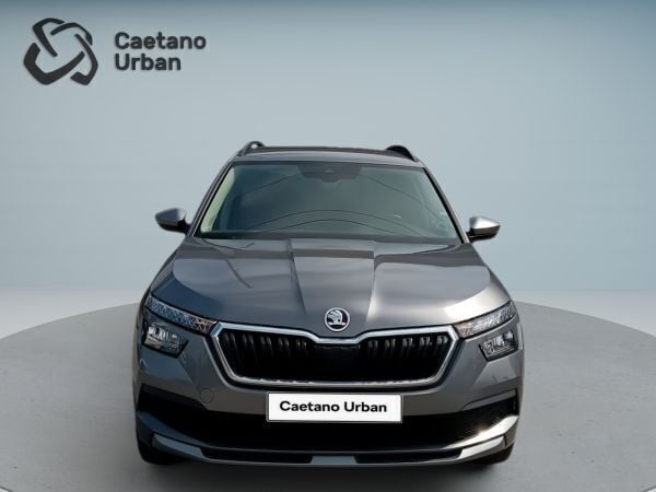 Cinzento Usado 2023 Skoda Kamiq Ambition SUV | € 18.990 (Preço justo) - Imagem 1/4