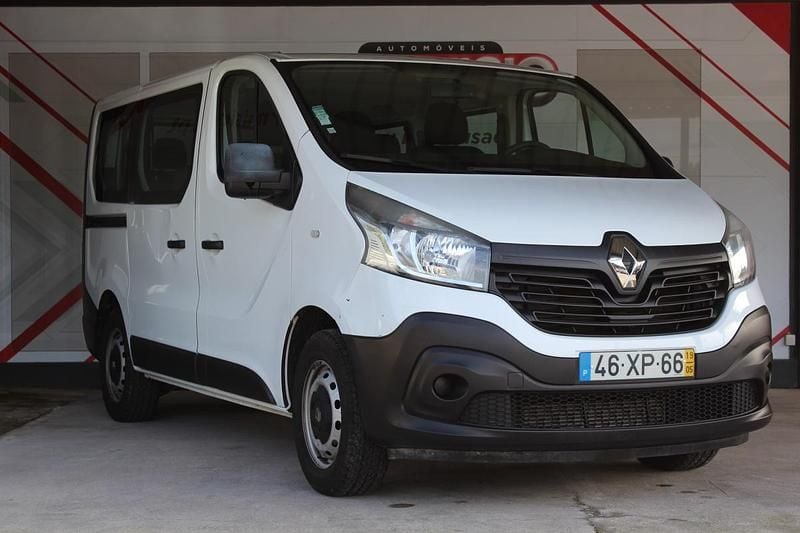 Branco Usado 2019 Renault Trafic Intens Monovolume | € 25.900 (Preço justo) - Imagem 1/4