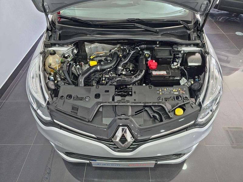 Usado Renault Clio V 90 HP (66 kW) 2020 Cinzento Carrinha