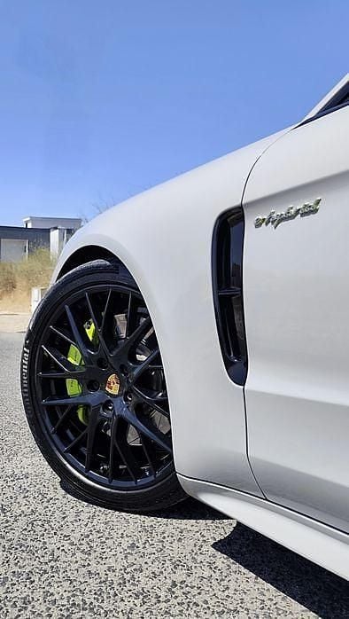 Usado 2017 Porsche Panamera Sport Turismo Sedan | € 72.500 (Preço justo) - Imagem 1/4