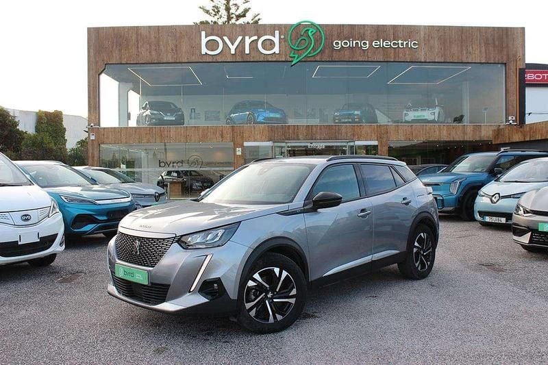 Usado Peugeot e-2008 Allure 100 kW (136 HP) 2022 Cinza SUV