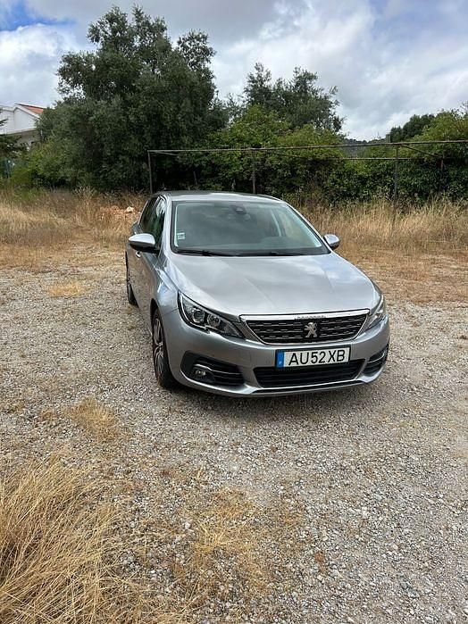 Usado 2018 Peugeot 308 Active Sedan | € 11.000 (Preço justo) - Imagem 1/4