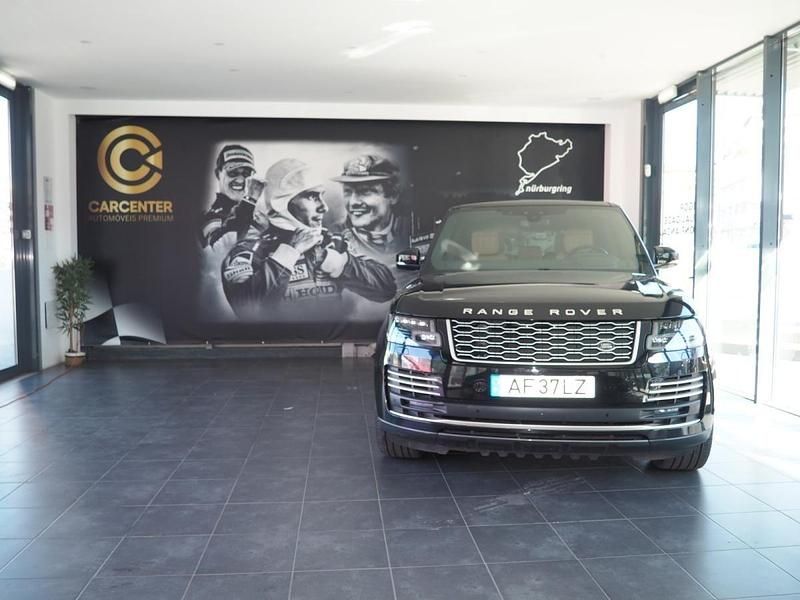 Preto Usado 2021 Land Rover Range Rover SUV | € 76.980 - Imagem 1/4
