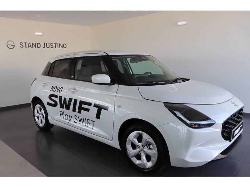 Branco Usado 2024 Suzuki Swift | € 20.750 - Imagem 1/3