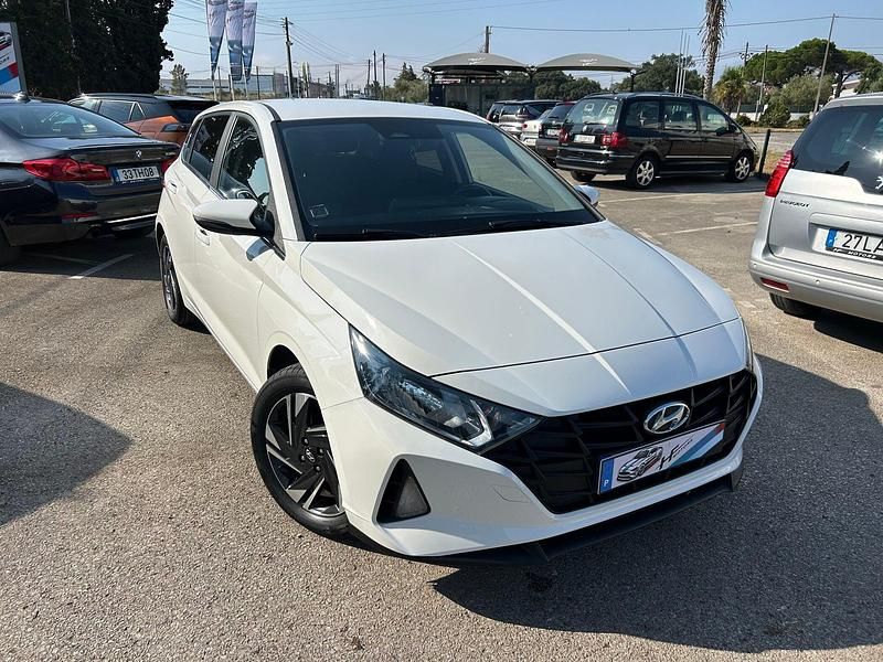 Branco Usado 2022 Hyundai i20 Comfort | € 16.990 (Preço justo) - Imagem 1/4