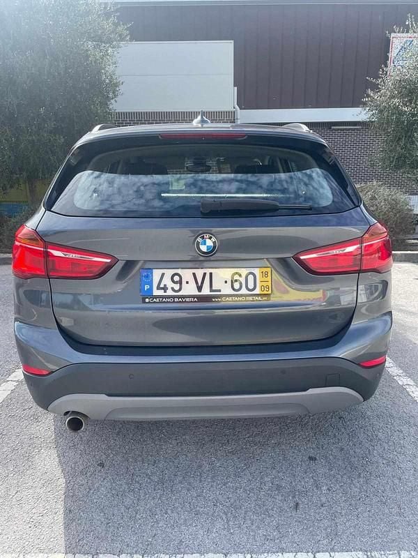 Usado BMW X1 116 HP (85 kW) 2018 Cinzento SUV