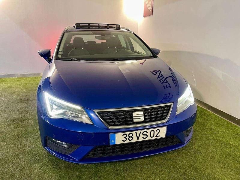 Usado Seat Leon ST 115 HP (84 kW) 2018 Azul Carrinha