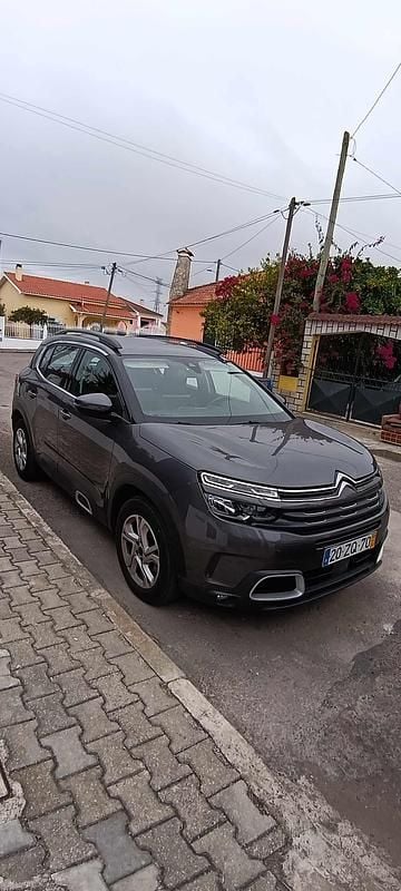 Cinzento Usado 2019 Citroën C5 Citadino | € 16.500 - Imagem 1/4