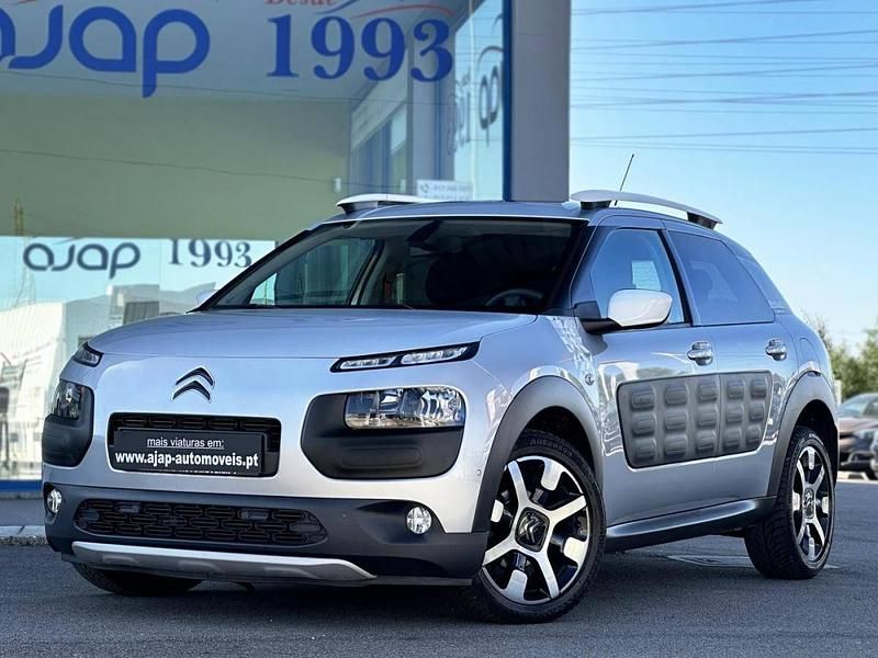Cinzento Usado 2017 Citroën C4 Cactus Citadino | € 13.870 (Preço elevado) - Imagem 1/4