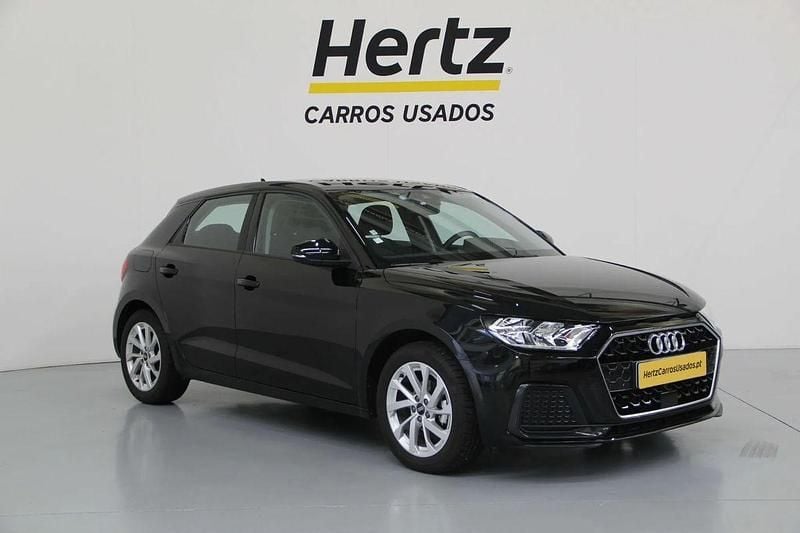 Preto Usado 2022 Audi A1 Advanced Citadino | € 17.390 (Preço justo) - Imagem 1/4