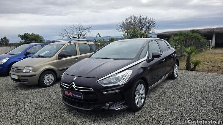 Outra Usado 2015 Citroën DS5 Citadino | € 11.900 (Preço justo) - Imagem 1/1