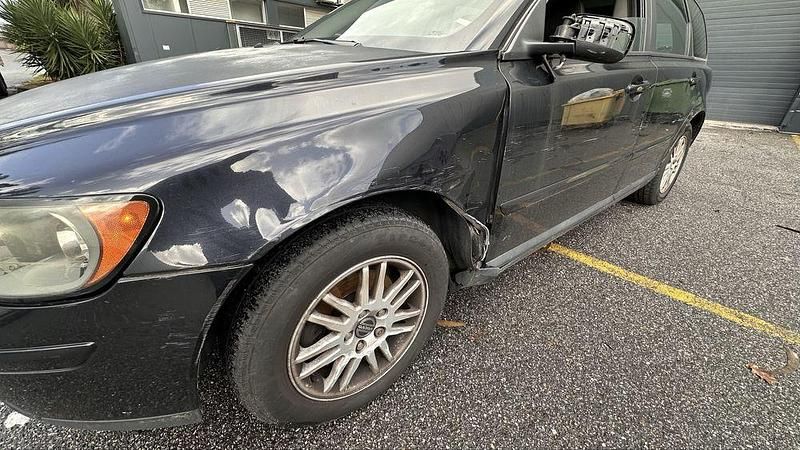 Usado Volvo V50 115 HP (84 kW) 2006 Carrinha