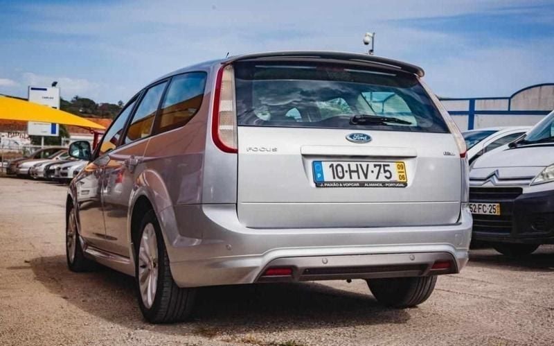 Usado Ford Focus 109 HP (80 kW) 2009 Outra Coupé