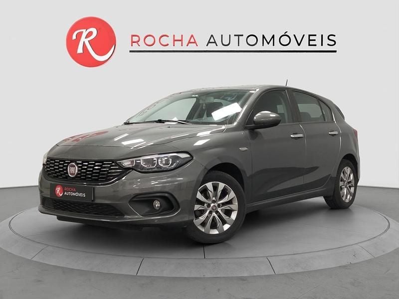 Cinza Usado 2020 Fiat Tipo Lounge Citadino | € 10.379 (Preço justo) - Imagem 1/4