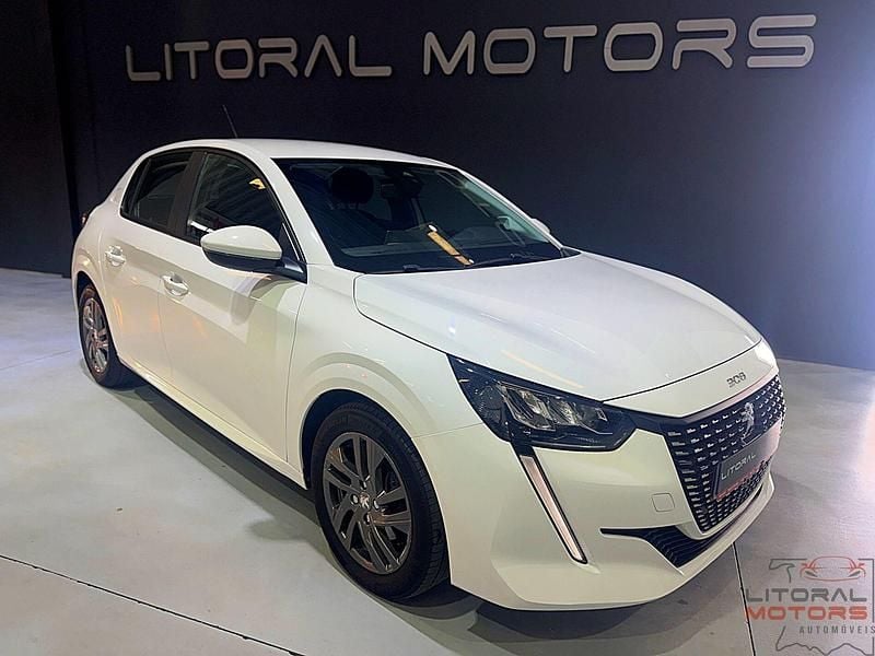 Branco Usado 2021 Peugeot 208 Active Citadino | € 13.500 (Bom preço) - Imagem 1/4
