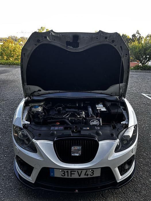 Usado Seat Leon CUPRA 357 HP (262 kW) 2008 Sedan