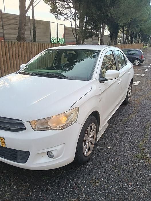 Usado Citroën C-Elysee I Seduction 72 HP (52 kW) 2013 Sedan