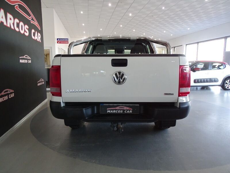 Usado VW Amarok 140 HP (102 kW) 2015 Branco Pickup