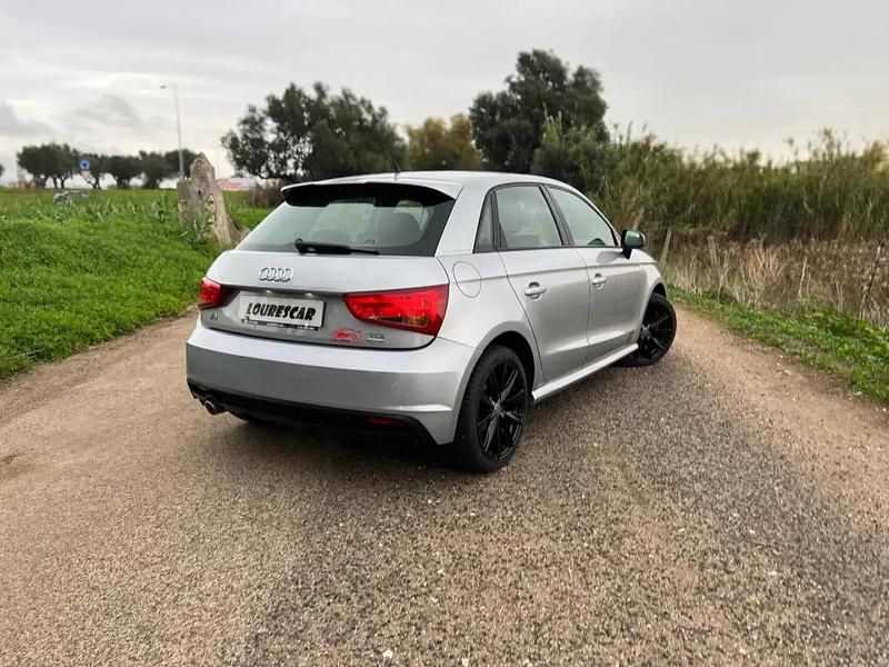 Usado Audi A1 Sportback 90 HP (66 kW) 2016 Cinza prata Citadino