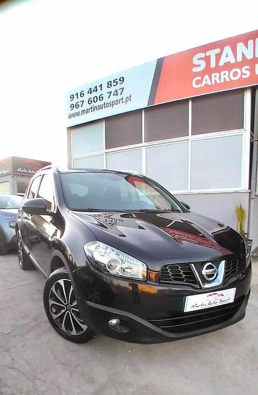 Preto Usado 2010 Nissan Qashqai SUV | € 10.990 - Imagem 1/4