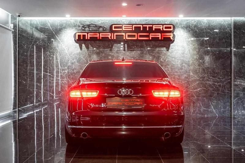 Usado Audi A8 245 HP (180 kW) 2013 Preto Sedan
