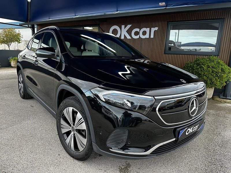 Preto Usado 2022 Mercedes EQA250 Progressive SUV | € 35.500 (Preço justo) - Imagem 1/4