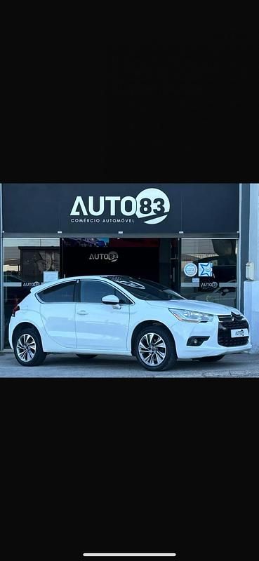 Branco Usado 2014 Citroën DS4 Citadino | € 11.990 - Imagem 1/1
