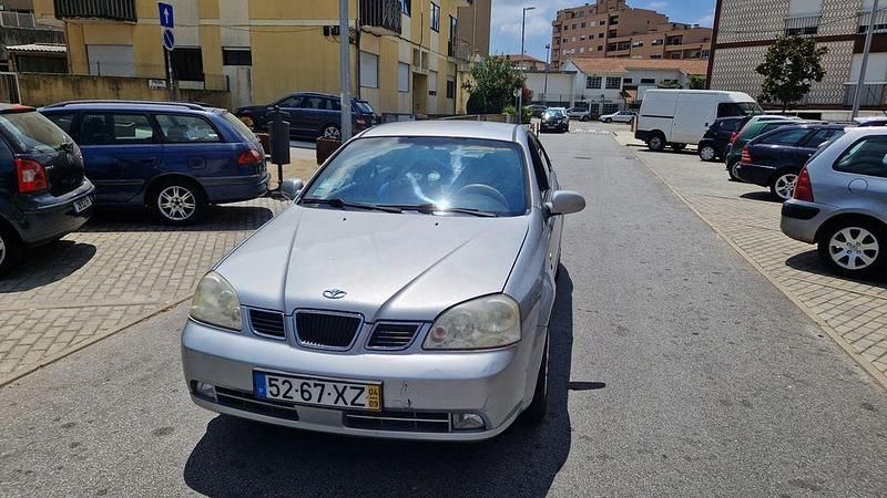Usado 2004 Chevrolet Nubira Sedan | € 1.600 - Imagem 1/4