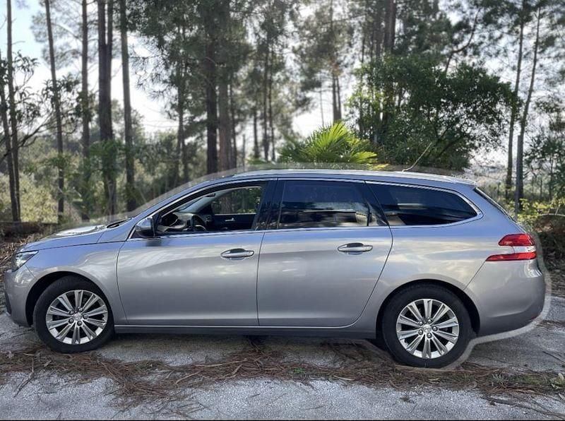 Usado Peugeot 308 SW Allure 2018 Carrinha