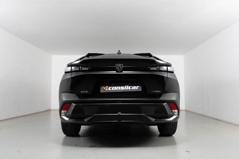 Usado Peugeot 408 Allure 180 HP (132 kW) 2024 Preto Sedan