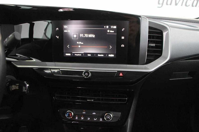 Usado Opel Mokka 101 HP (74 kW) 2023 Branco SUV