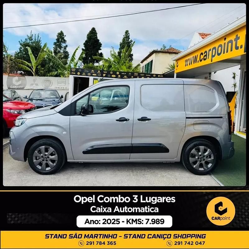Usado Opel Combo 131 HP (96 kW) 2025 Cinzento