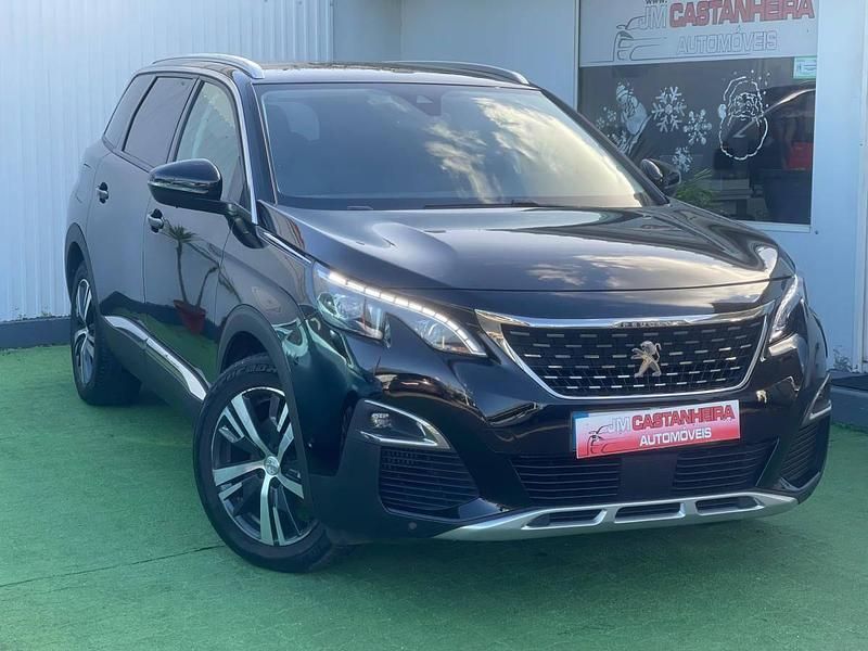 Usado Peugeot 5008 Allure 130 HP (95 kW) 2020 Preto Monovolume
