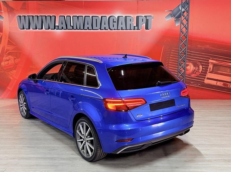 Usado Audi A3 e-tron S-Line 204 HP (150 kW) 2020 Azul Citadino