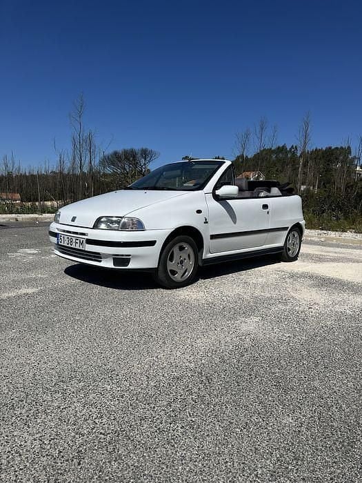Usado Fiat Punto 90 HP (66 kW) 1995 Cabrios