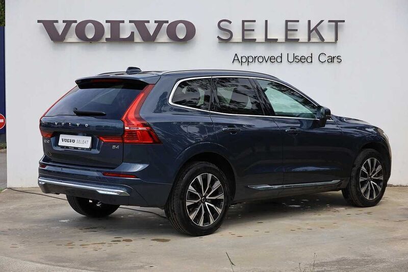 Usado Volvo XC60 197 HP (144 kW) 2023 Azul SUV