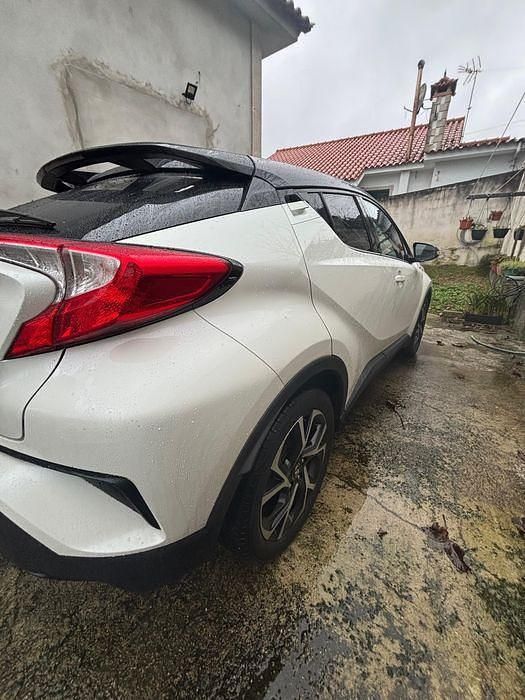 Usado Toyota C-HR Comfort 122 HP (89 kW) 2018 SUV