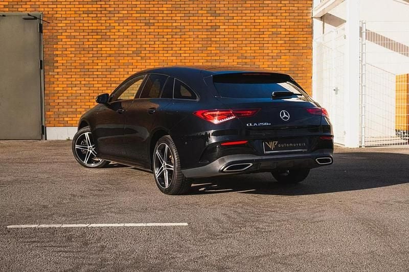 Usado Mercedes CLA250e AMG line 218 HP (160 kW) 2021 Preto Sedan